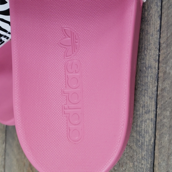 adidas Women's Adilette Comfort Slide Sandals Rose Tone Black/White Zebra Print - Picture 8 of 8